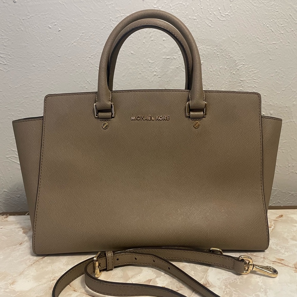Michael Kors Large Selma Purse